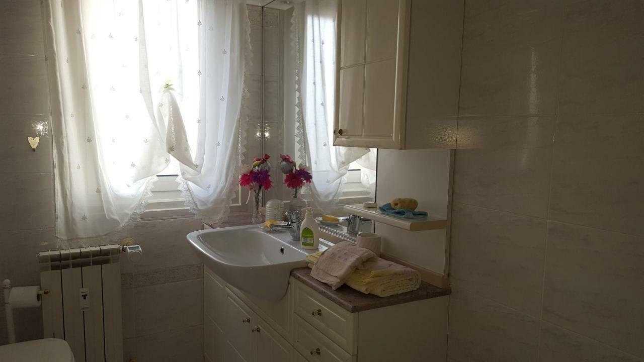 La Casa Di Fulvio Appartement Triëst Buitenkant foto